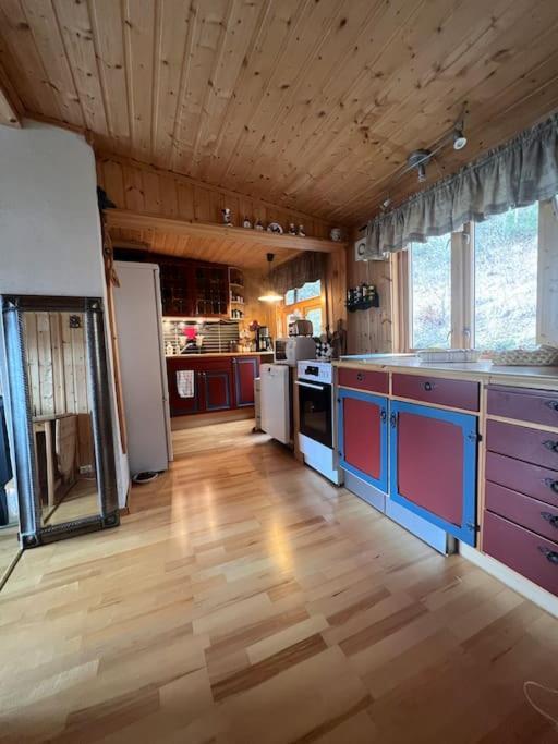 Cozy And Spacious Cabin Svensby Экстерьер фото